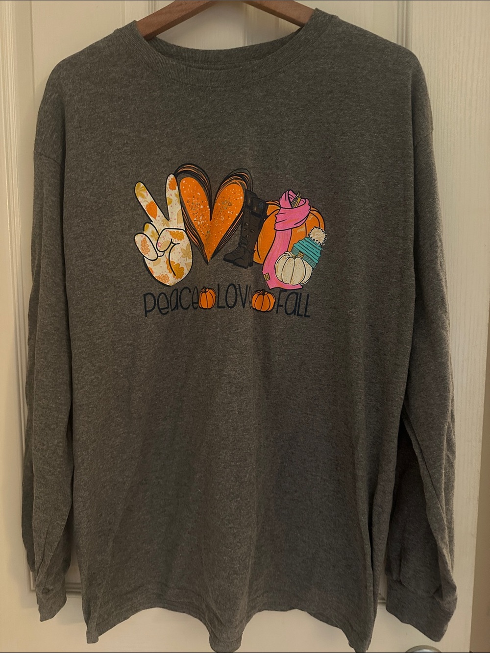 Girlie Girl Gray 'Peace Love Fall' Long-Sleeve Graphic Tee